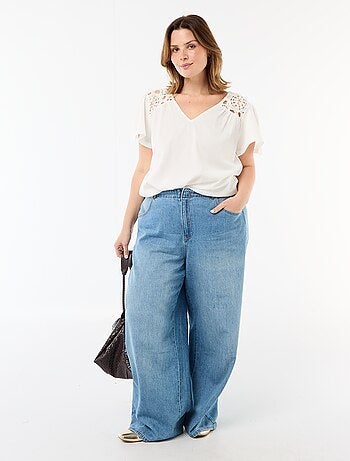 T-shirt in maglia crêpe e macramè