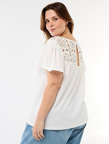 T-shirt in maglia crêpe e macramè