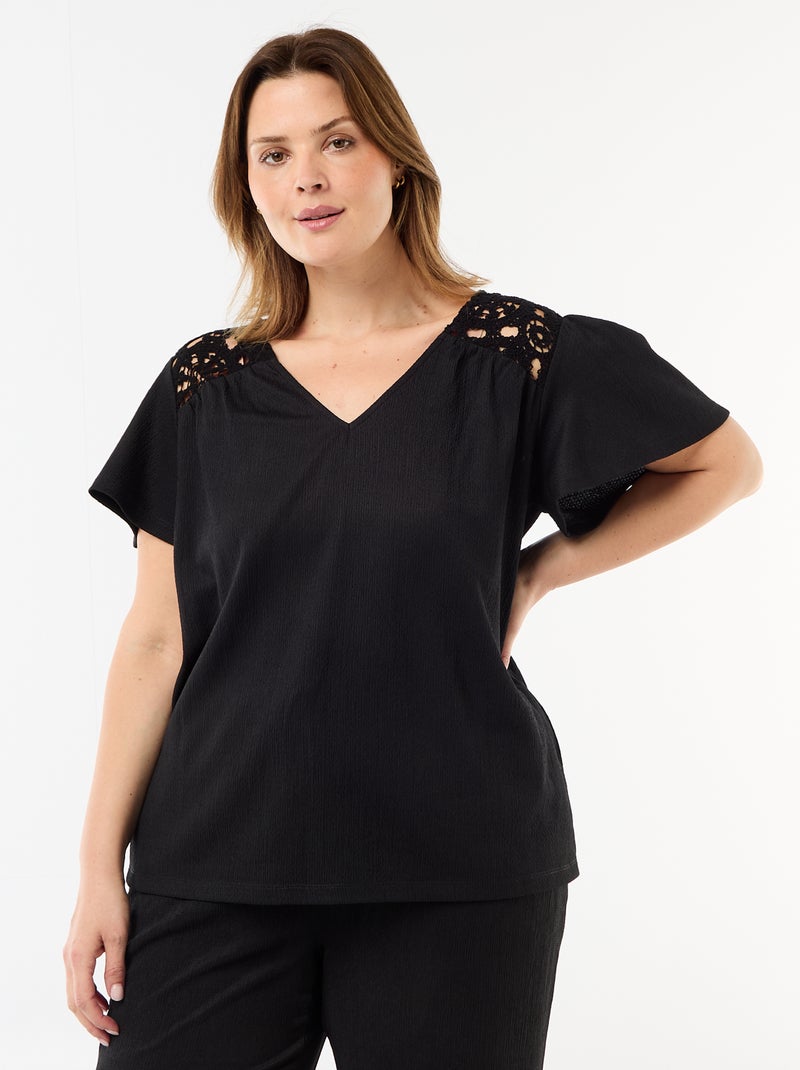 T-shirt in maglia crêpe e macramè Nero - Kiabi