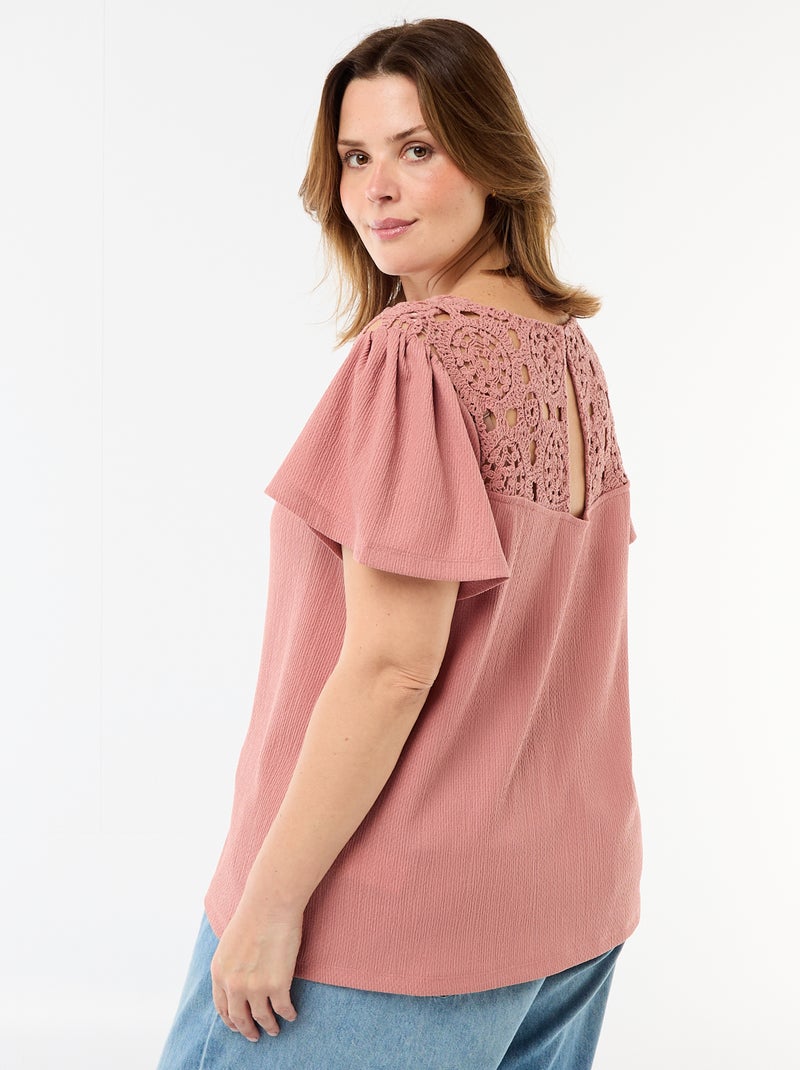 T-shirt in maglia crêpe e macramè Rosa - Kiabi