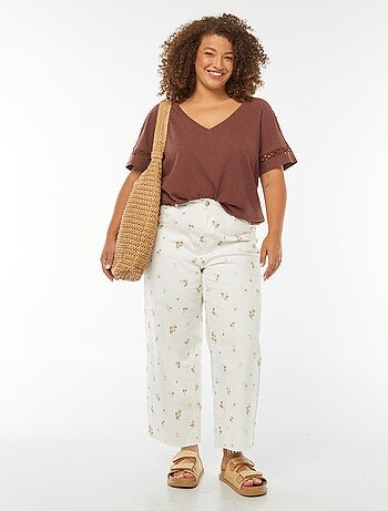 T-shirt in maglia mouliné con dettagli macramé