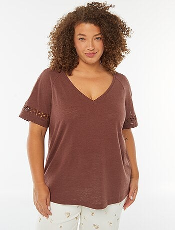 T-shirt in maglia mouliné con dettagli macramé
