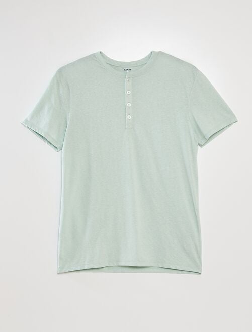 T-shirt in maglia moulinée con collo serafino - Kiabi