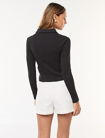 T-shirt in maglia traforata con colletto polo