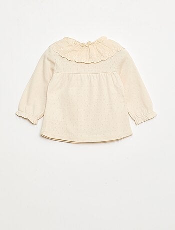 T-shirt in maglia operata con colletto ricamato