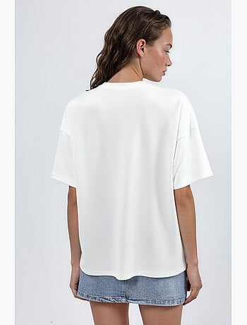 T-shirt in maglia oversize con girocollo effetto modal hiccup