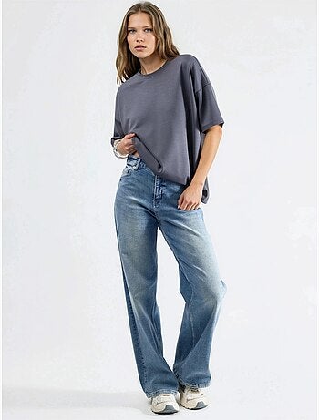 T-shirt in maglia oversize con girocollo effetto modal hiccup