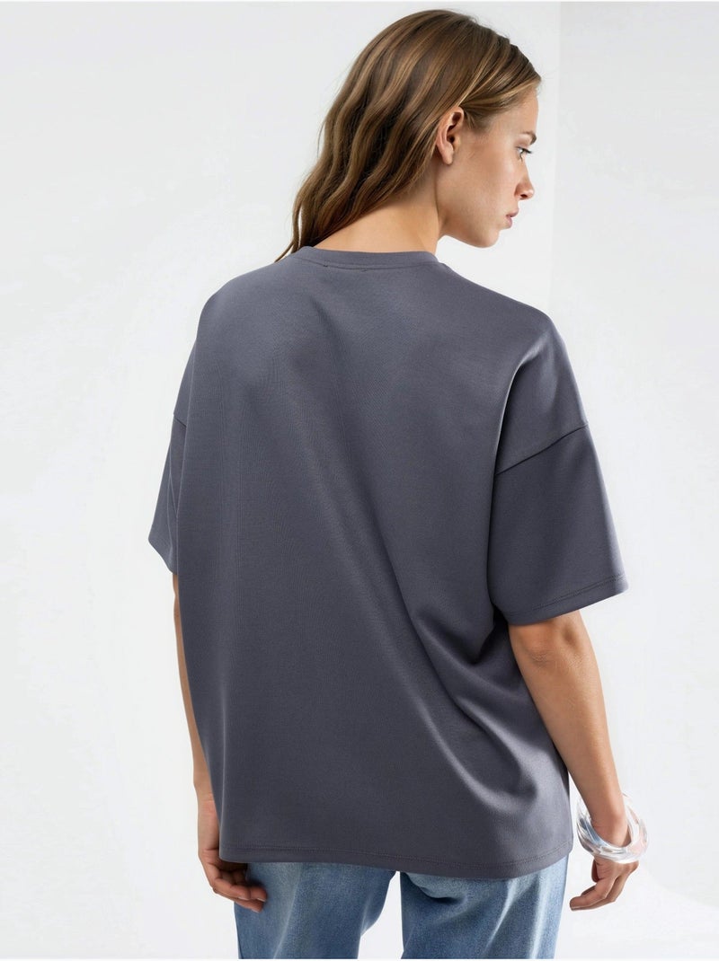 T-shirt in maglia oversize con girocollo effetto modal hiccup Grigio - Kiabi