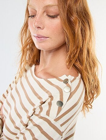 T-shirt in maglia spessa a maniche lunghe con righe all-over