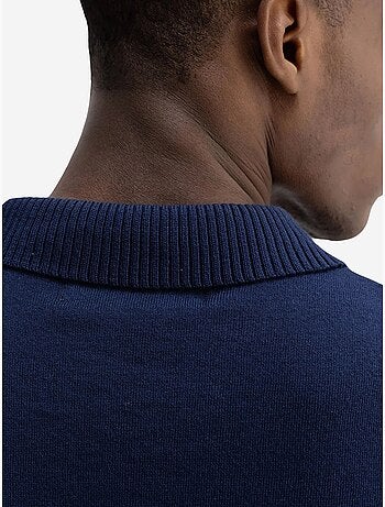 T-shirt in maglia tinta unita con colletto polo giesto