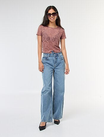 T-shirt in pizzo a maniche corte