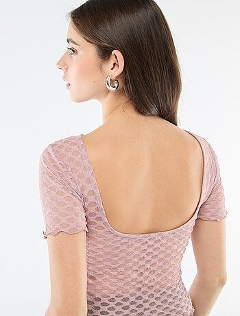 T-shirt in pizzo con schiena scoperta