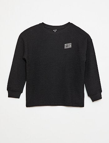 T-shirt in tessuto con ricamo