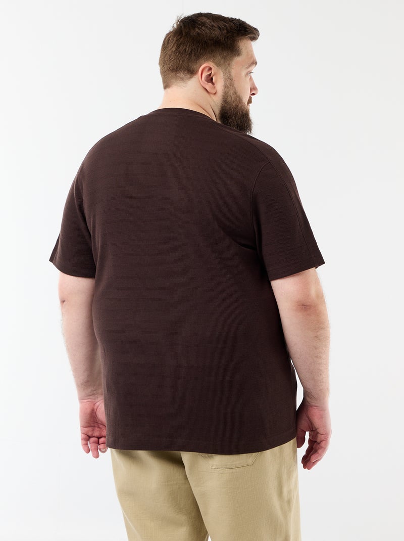 T-shirt in tessuto fantasia a costine Marrone - Kiabi