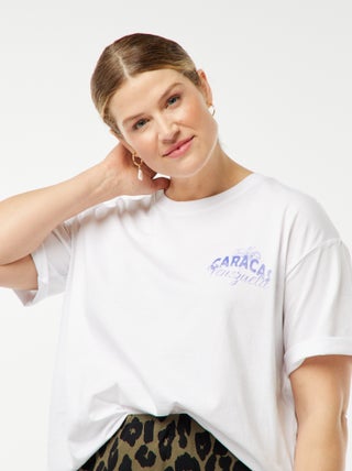 T-shirt larga a maniche corte