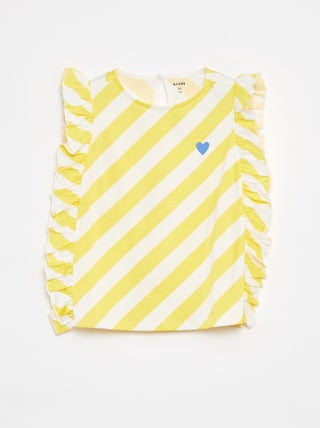 T-shirt leggera e colorata con giromanica con volant