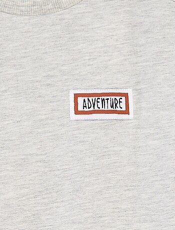 T-shirt loose fit a maniche corte