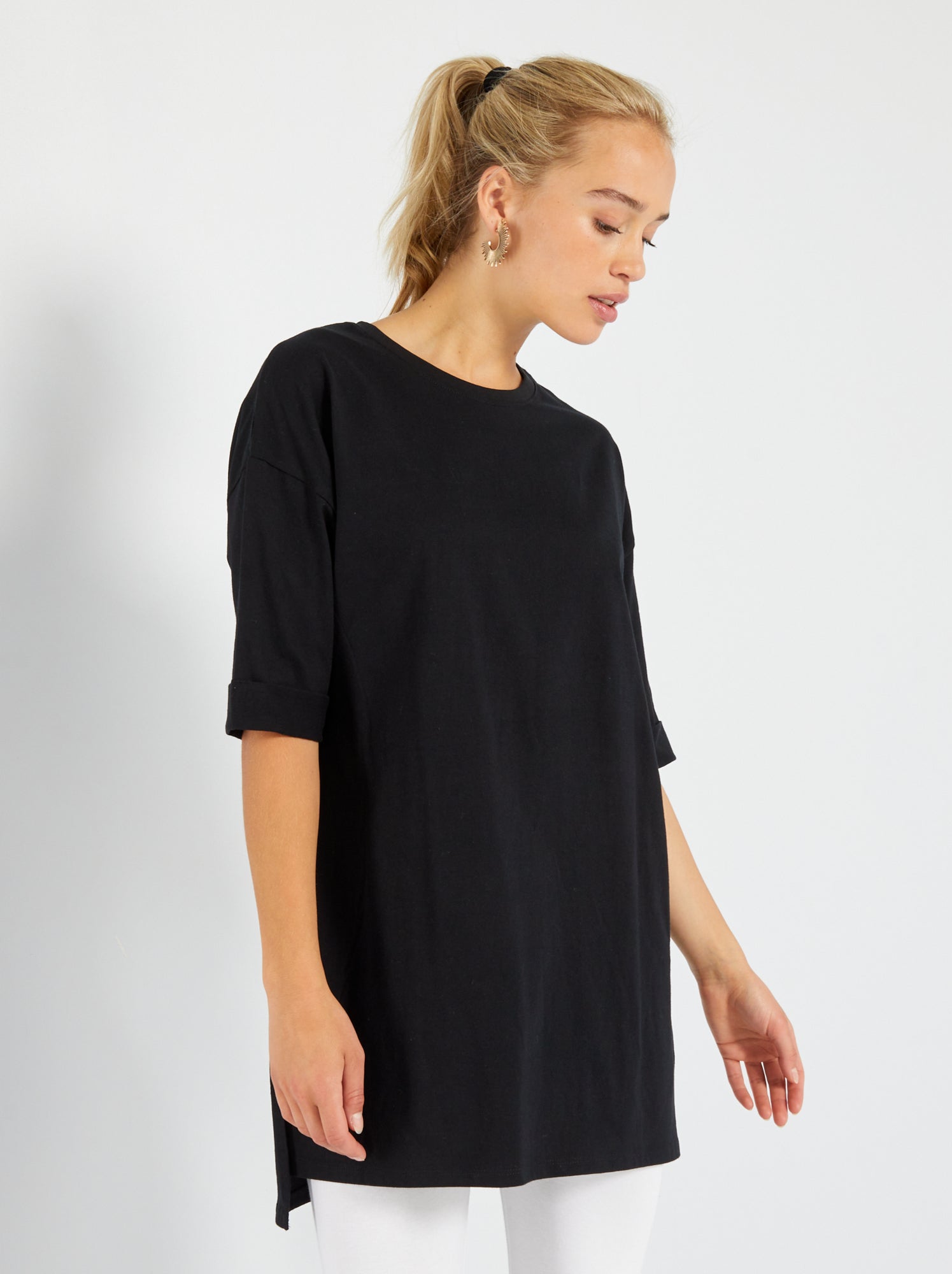 T shirt lunga a maniche corte NERO Kiabi 10.00