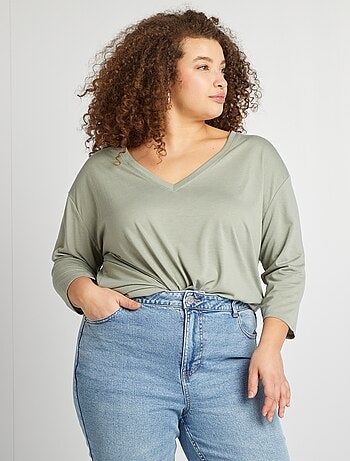 T-shirt lunga con scollo a V