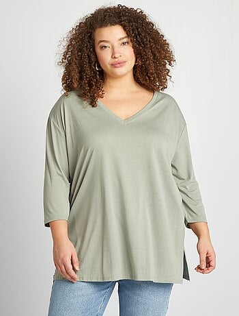 T-shirt lunga con scollo a V