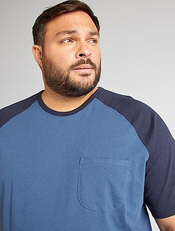 T-shirt maniche corte raglan con tasca sul petto