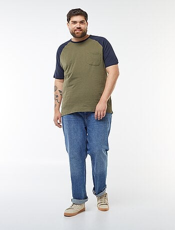 T-shirt maniche corte raglan con tasca sul petto