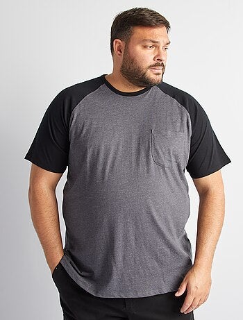 T-shirt maniche corte raglan con tasca sul petto