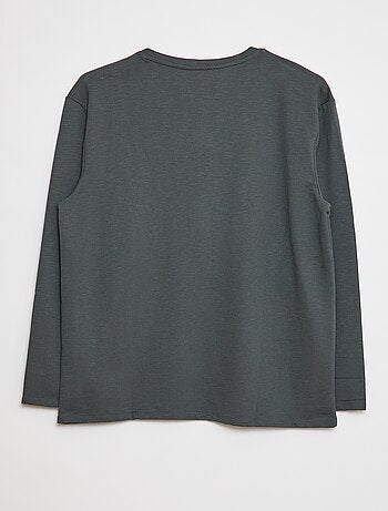 T-shirt maniche lunghe con collo serafino