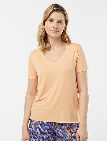 T-shirt morbida con scollo a V