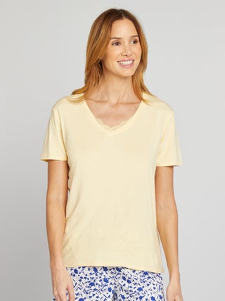 T-shirt morbida con scollo a V