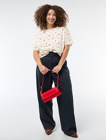 T-shirt oversize a maniche corte