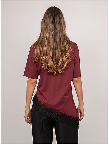 T-shirt oversize asimmetrica con bordo in pizzo forinel