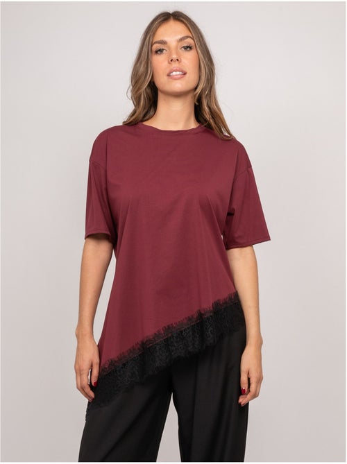 T-shirt oversize asimmetrica con bordo in pizzo forinel - Kiabi T-shirt oversize asimmetrica con bordo in pizzo forinel - Kiabi