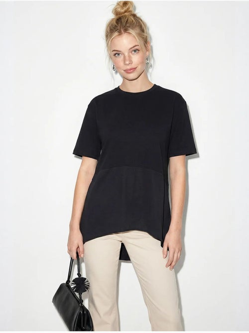 T-shirt oversize con girocollo lucci - Kiabi T-shirt oversize con girocollo lucci - Kiabi