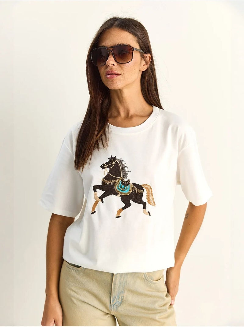 T-shirt oversize con ricamo e paillettes, girocollo lucci Bianco - Kiabi