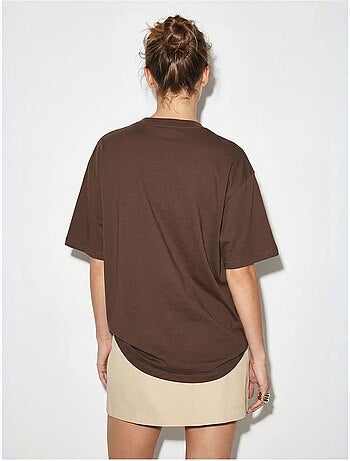 T-shirt oversize con ricamo e paillettes, girocollo lucci