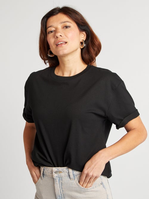 T-shirt oversize con scollo rotondo - Kiabi T-shirt oversize con scollo rotondo - Kiabi