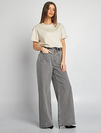 T-shirt oversize con scollo tondo
