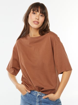 T-shirt oversize con scollo tondo