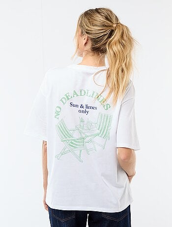 T-shirt oversize con scritta