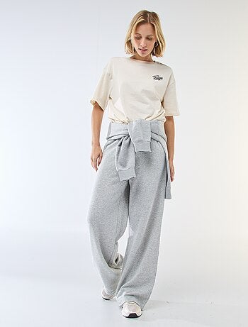 T-shirt oversize con scritta