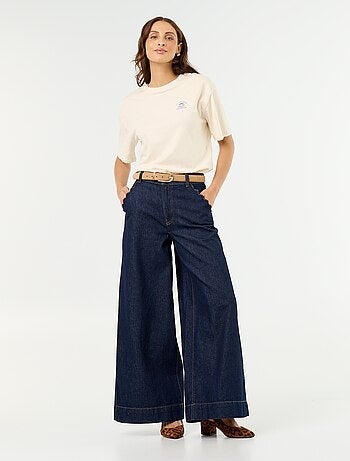 T-shirt oversize con scritta