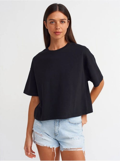 T-shirt oversize in cotone con girocollo dilvin - Kiabi T-shirt oversize in cotone con girocollo dilvin - Kiabi