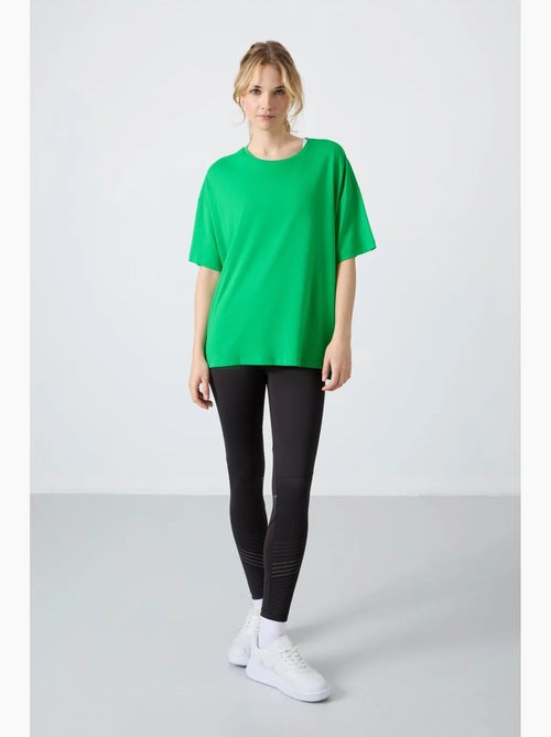T-shirt oversize in cotone-modal con girocollo tommy - Kiabi T-shirt oversize in cotone-modal con girocollo tommy - Kiabi