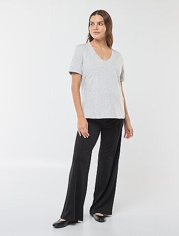 T-shirt per l'allattamento con scollo a V
