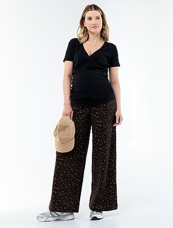 T-shirt premaman con scollo a portafoglio