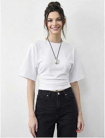T-shirt regular fit con girocollo lucci