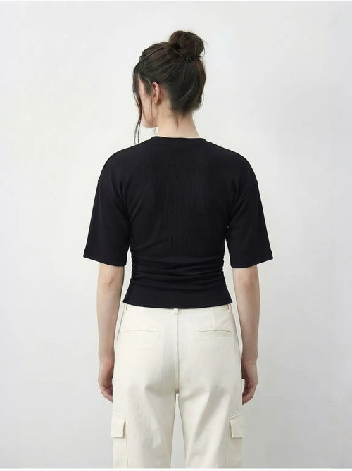 T-shirt regular fit con girocollo lucci - Kiabi