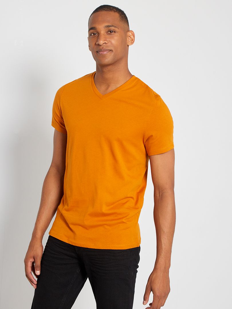 T-shirt regular in cotone scollo a V marrone - Kiabi