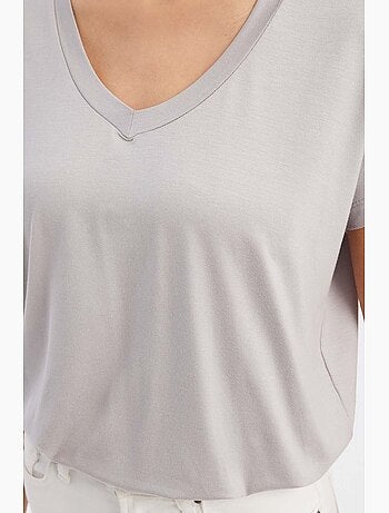 T-shirt relaxed con scollo a v e maniche corte hiccup